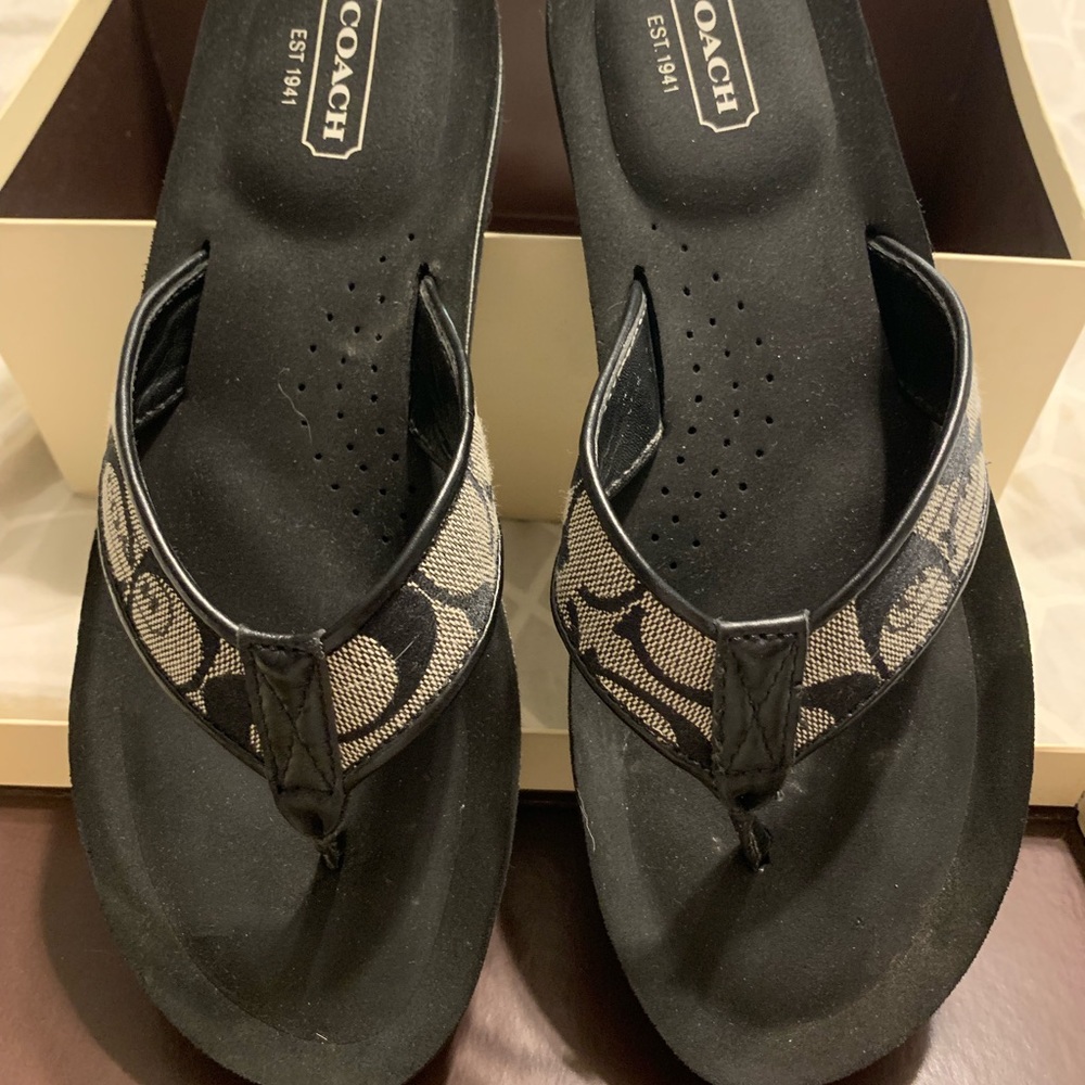 Coach flip flops